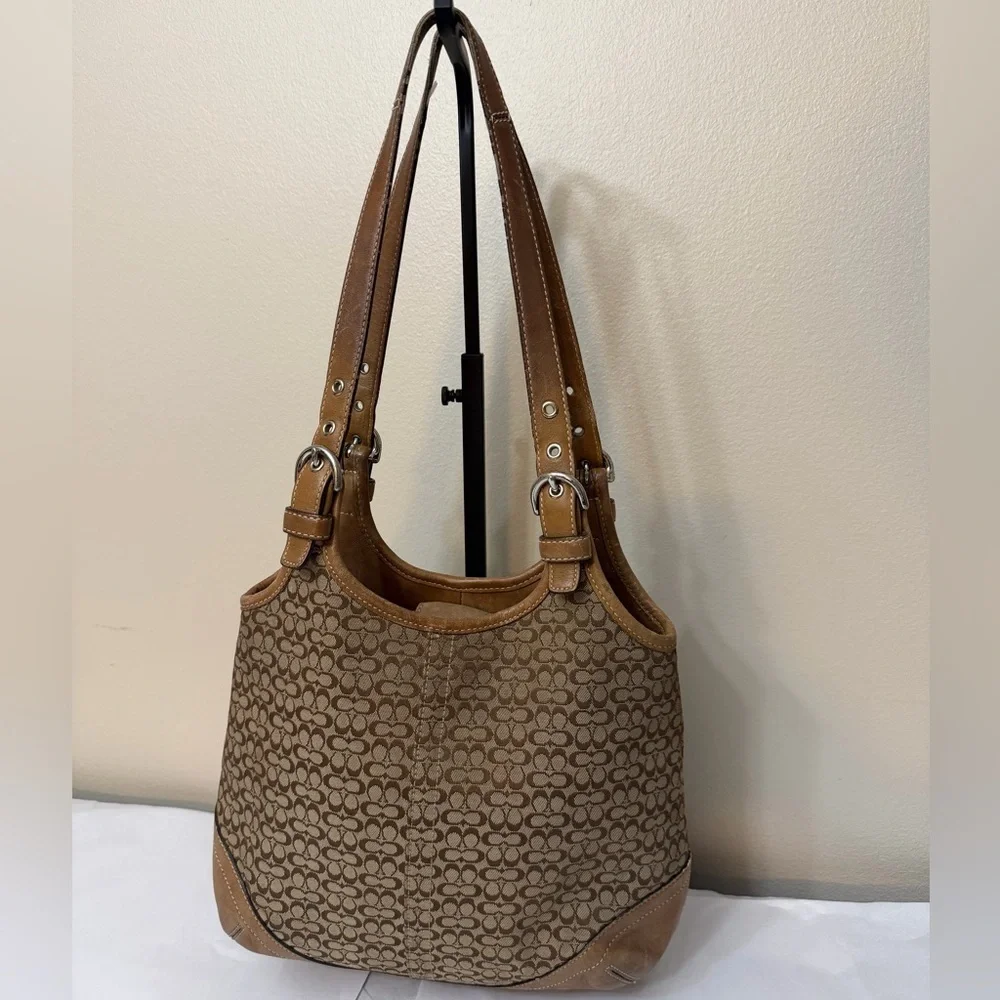 Coach Y2K Soho Mini-Signature Slim Hobo khaki doe brown #7025